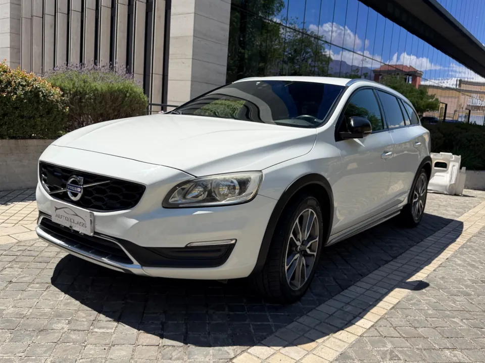 Volvo V60 Cross Country Comfort 2018